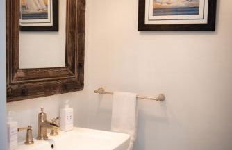 Lux 3 bedroom townhouse 1 block from the beach - Photo 40