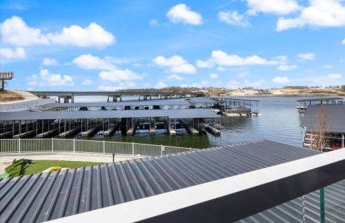 Upscale Lakeside Condo with Extraordinary Amenities at Topsider in Osage Beach 19mm - Photo 59