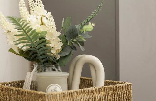 Exclusive Penthouse- 85 Inch Huge TV - Foto 24