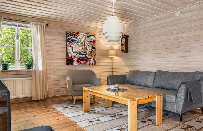 3 bedroom House in Ullared with swimming pool and garden - Photo 11