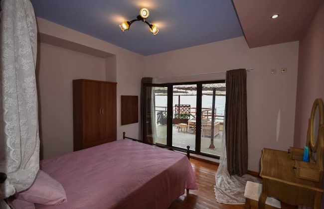 Villa in Malaki in Sea With Playground - Foto 8