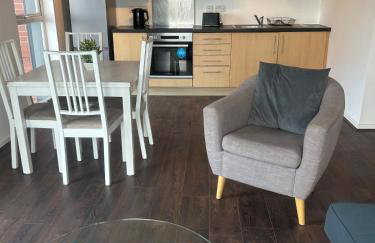 Comfortable 2-Bedroom Flat close Etihad and Coop Live - Photo 8