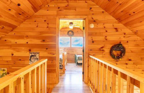 Fish Tales Cabin with a private hot tub - Foto 20