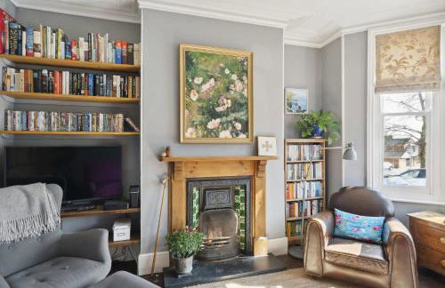 Beautiful Victorian Home on Peaceful Green Square - Foto 21