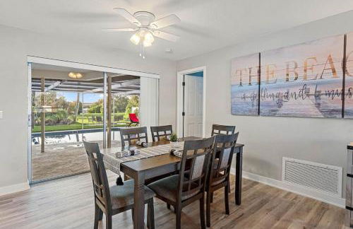 Summer Getaway Coastal Sea-Esta 4BD 3BA - Foto 13