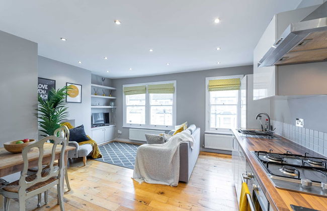 Stylish Shepherds Bush Flat - Photo 5