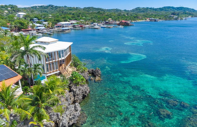 Awesome Over The Water Overlooking West End - Aire Agua 3 Bedroom Home by RedAwning - Photo 56