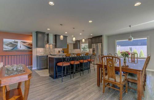 Welk Manor Private Waterfront Retreat on the Spokane River - Foto 1