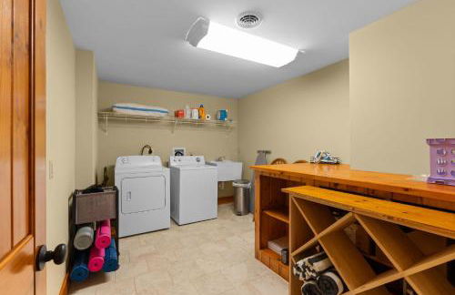 Luxury Chalet, Firepit, Sauna, Pet Friendly, 5 mins to Windham Mtn resort - Foto 16