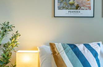 Edgeware Home 4 Bedroom House-Free Parking - Foto 56