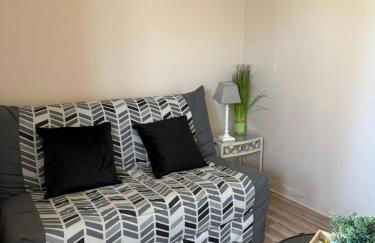 2 logements séparés 2 et 5 couchages au Rez-de-Chaussée à Chambretaud, 5 min Puy du Fou - Photo 34