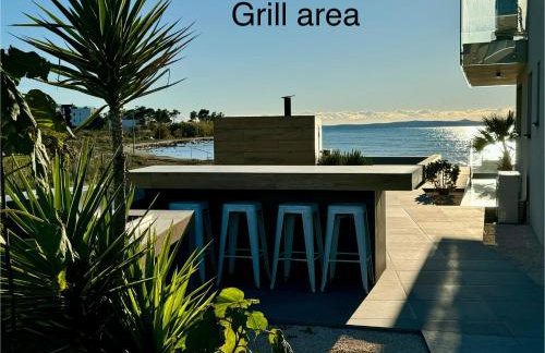 JamC Dream Familientraum direkt am Meer mit beheiztem Pool - Photo 50