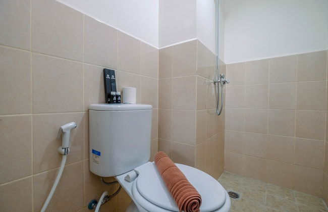 Graceful Studio Room At Podomoro Golf View Apartment By Travelio - Foto 9