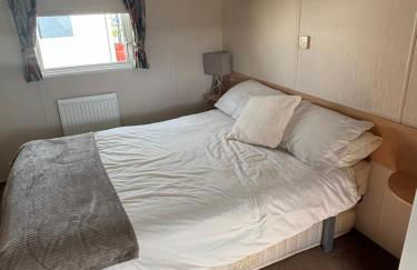 Beautiful , spacious two bedroom caravan home - Foto 14