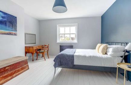 Georgian Residence - 4BR Modern Living, Sleeps 8! - Foto 16