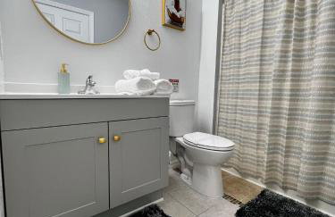Stylish 3 bd townhouse near Disney with private pool. - Photo 31