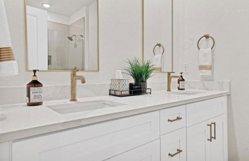 Victory Villa - Lux Townhome Walk 2 Globe Life - Rangers & Cowboys Stadiums - Foto 24