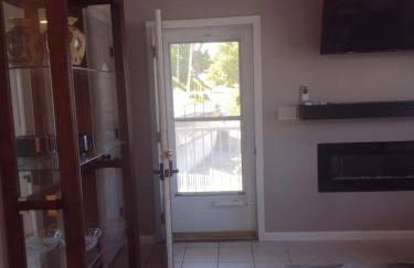 Breathtaking Views - Lakefront Duplex - Near Shawnee Bend Boat Ramp - Foto 14