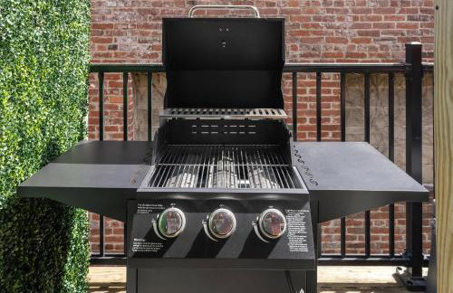 Steps Away From Mass Ave in Heart of Indy with Balcony - Foto 23