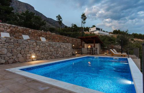 Exclusive Villa Almissa with swimming pool and sea view - Foto 2