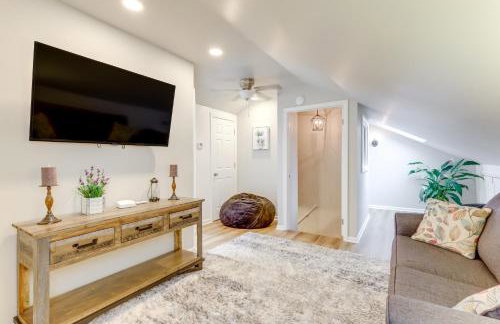 1 Mi to Village Waterfront Oasis in Lake George! - Foto 10