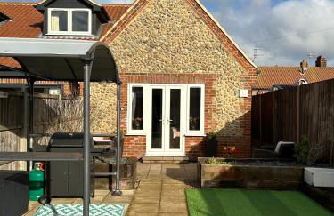 5 O Clock Somewhere with Private Hot Tub - Foto 18