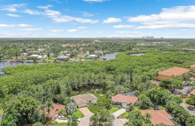 Casa Bonita by Avantstay Large Backyard, Patio, Pool + Hot Tub - Photo 38