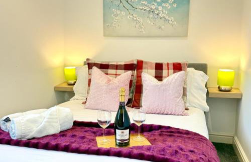 Evergreen Lodge - Two Bed Lux Flat - Parking, Garden, Patio, WIFI, Netflix - Close to Blenheim Palace & Oxford - F3 - Photo 6