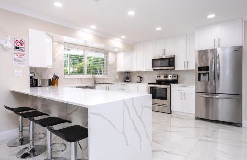 Amazing 5BR Villa Heated Pool near Hard Rock - Foto 8