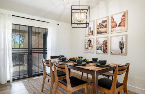 Bus Stop Saloon - Cave Creek with Spa - Photo 23