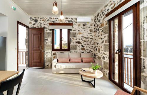 Mirthia Apartments - Photo 13