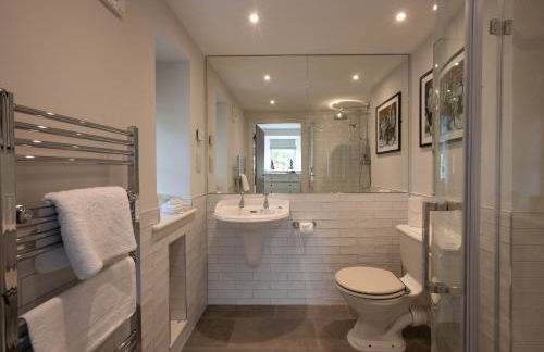 Laverockbank Farmhouse - Photo 22