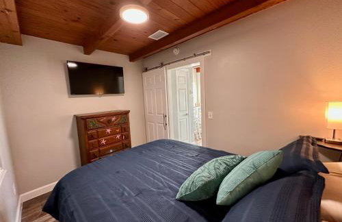 Cottage 31, Hibiscus Hut - Dora Canal Court - a downtown, waterfront community - Foto 3