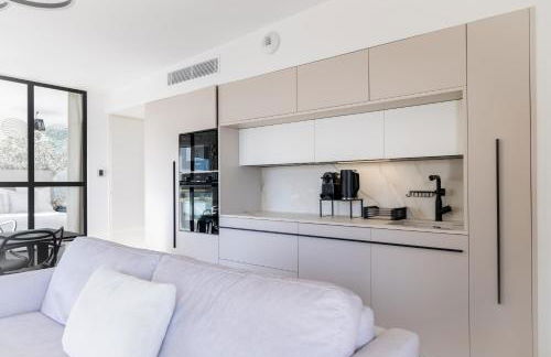 SPLENDIDE APPARTEMENT NICE BLUE PEARL TOUT CONFORT VUE MER PANORAMIQUE - Foto 2