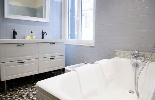 La Famiglia - Foto 25