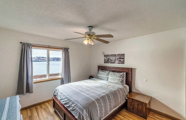 Redbud Retreat Amenity-filled Waterfront Home! - Photo 14