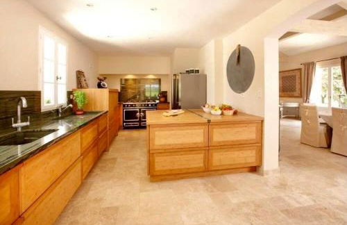 Élégance et simplicité au cœur des vignes - Foto 9