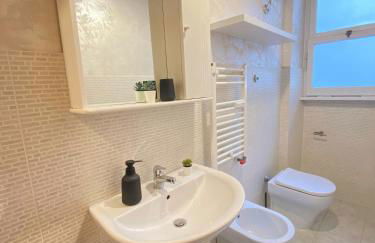 Golden Essence Apartment - terrace & metro - Foto 27