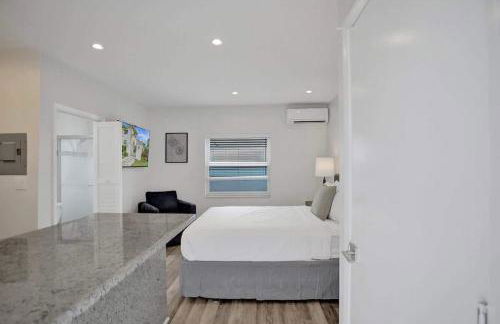 Beach Isles Modern Studio Apartment in Fort Lauderdale with Patio - Foto 8
