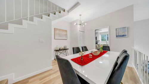 Oneluxstay 3BR Home Near the Beach - Foto 4