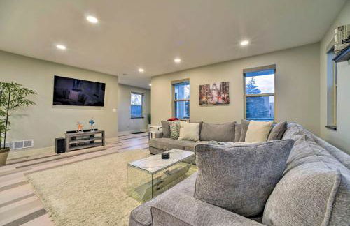 Sunny Clawson Home with Yard - Walk to Main St! - Foto 16