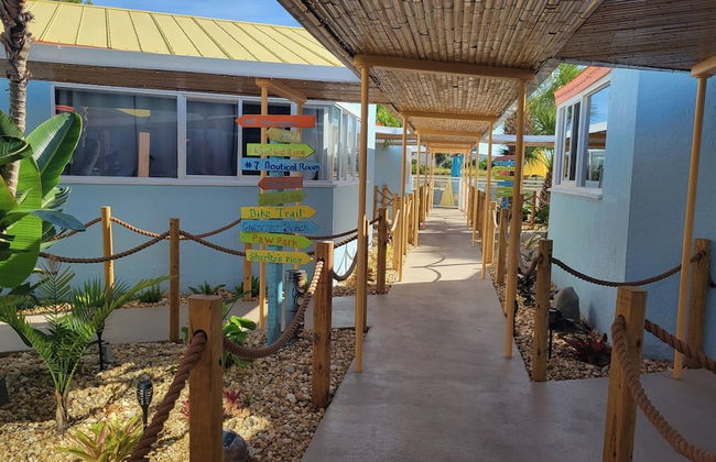 Kon Tiki Inn - Foto 49