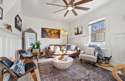 Midtown Flight Deck: 2BR Gem - Foto 1