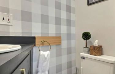 The Big Lebearski - AC, Grill, Fire Pit, Hot tub! - Foto 33