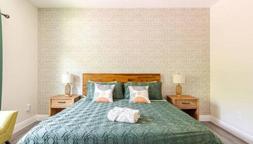 4 Bedroom House Near Downtown Tampa Sleeps 12 Pool Private Patio Pet Friendly - Foto 2