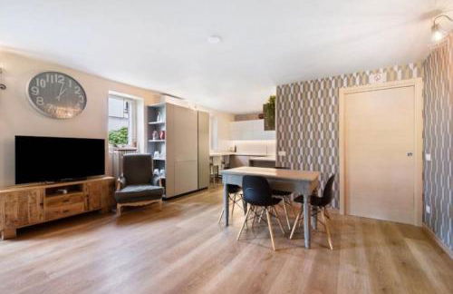 Aloha Lake Apartments - Foto 7