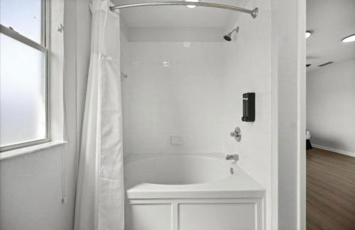 3 Bedrooms 25 Bathrooms Regal Oaks 5716 Dd - Foto 33