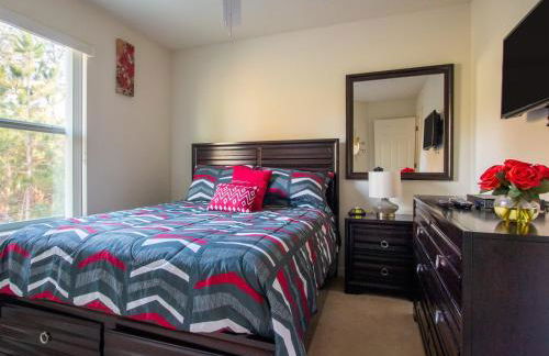 Luxurious With Privacy In 5 Bedroom With Private Pool By Florida Dream Homes - Foto 23