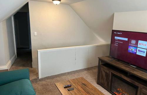 Main, Three Bedroom House in Historic Loveland - Foto 15