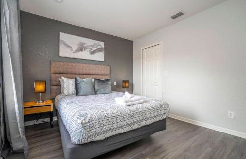 Cozy 4BR Regal Oaks close to Disney - Foto 82